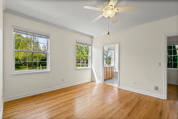$419,990 | 104 Enfield Lane, Grayslake, IL 60030