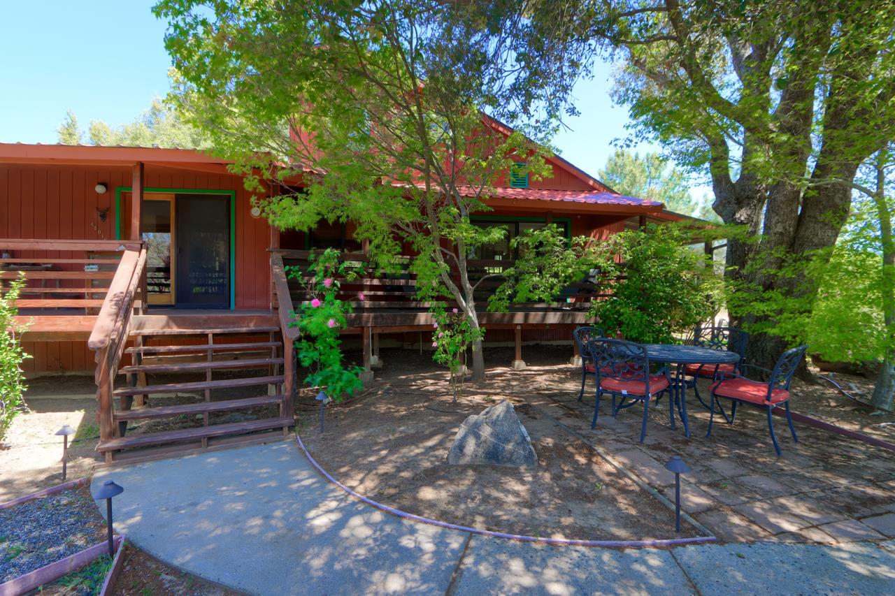 43016 Sunshine Mountain Road Oakhurst, CA 93644 - Photo 39 of 85