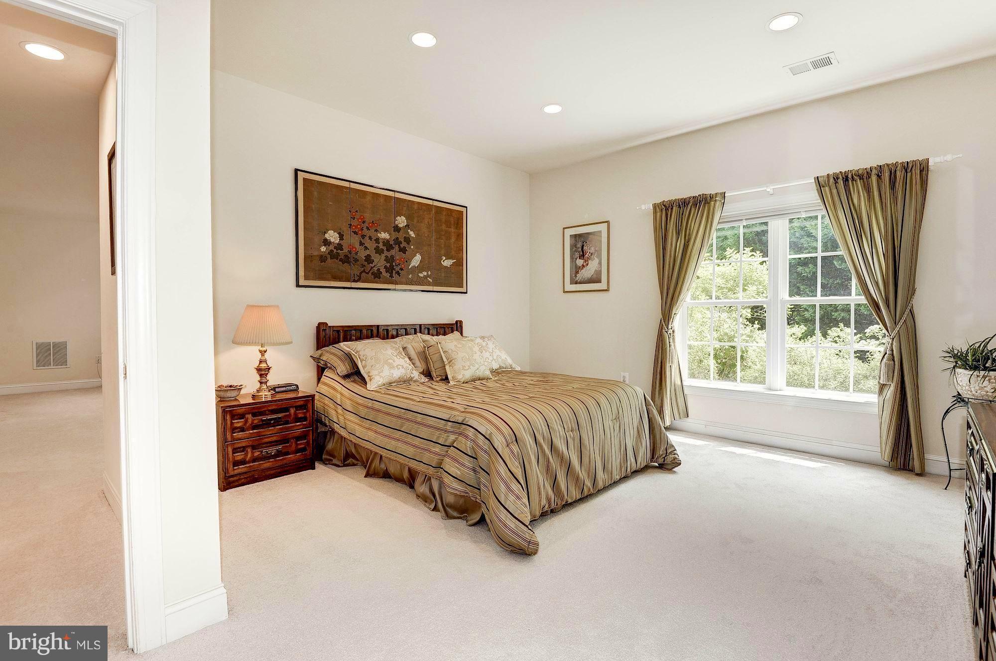 6901 Churchill Road McLean, VA 22101 - Photo 27 of 30 Bedroom