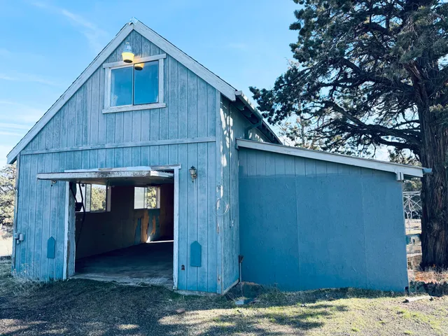 $260,000 | 11524 Martin Drive, Montague, CA 96064