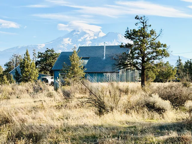 $260,000 | 11524 Martin Drive, Montague, CA 96064