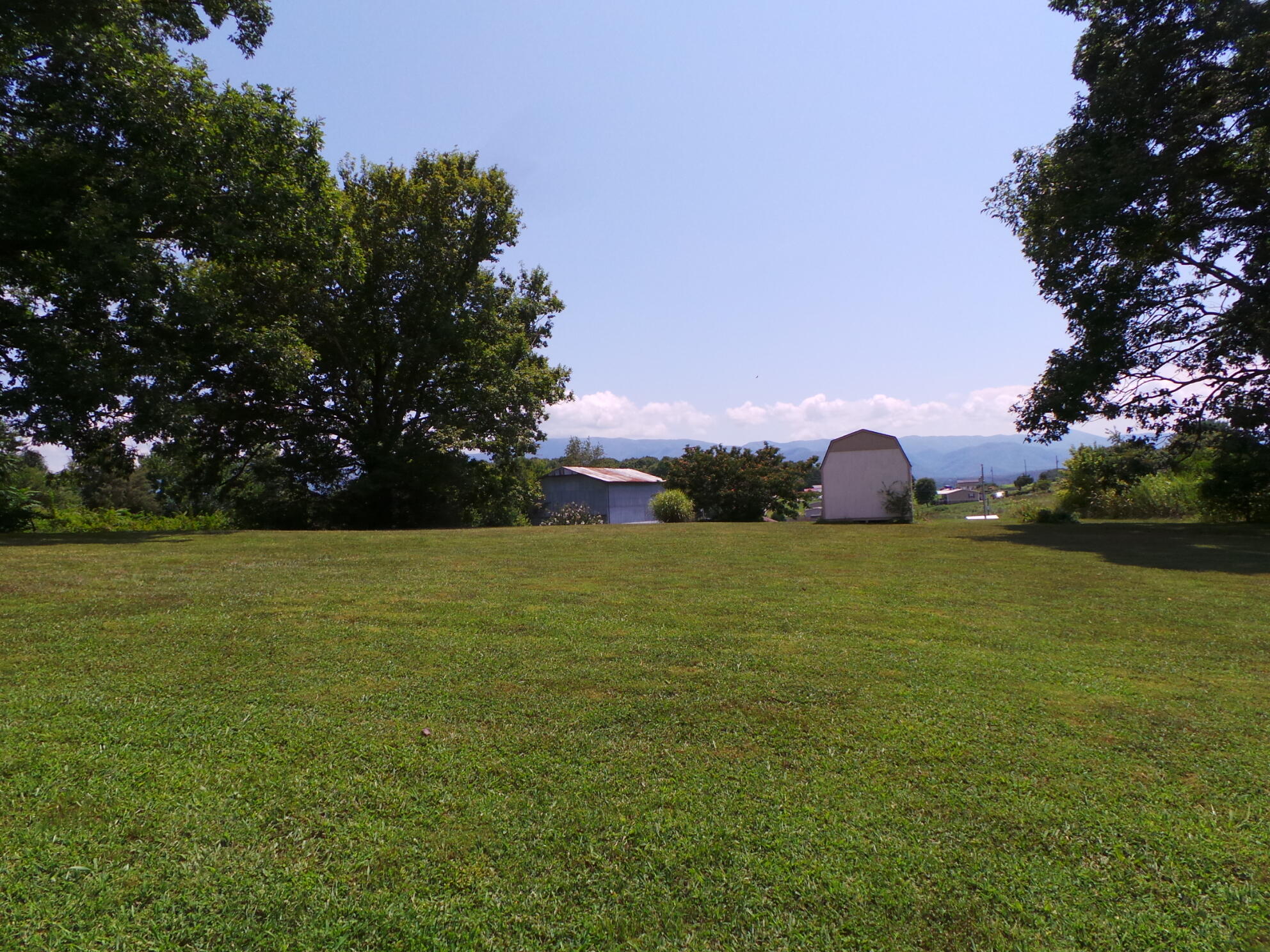 210 Barren Road, Unit 46 Chuckey, TN 37641 - Photo 25 of 49 25