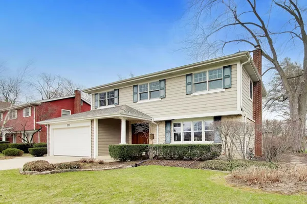 $1,250,000 | 1317 West Grove Street, Arlington Heights, IL 60005