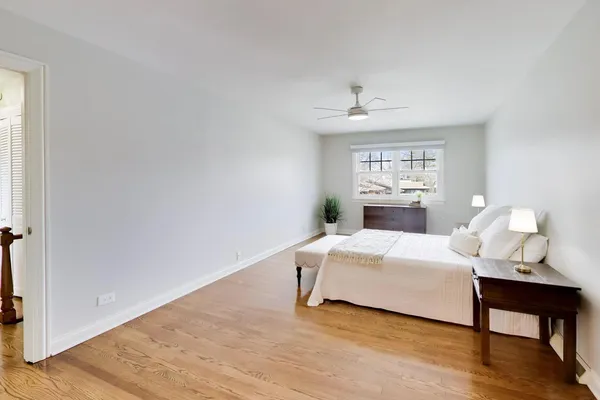 $1,250,000 | 1317 West Grove Street, Arlington Heights, IL 60005