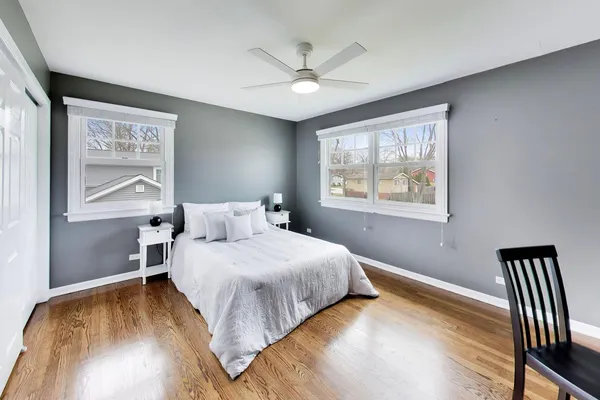$1,250,000 | 1317 West Grove Street, Arlington Heights, IL 60005