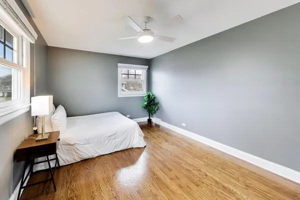 $1,250,000 | 1317 West Grove Street, Arlington Heights, IL 60005