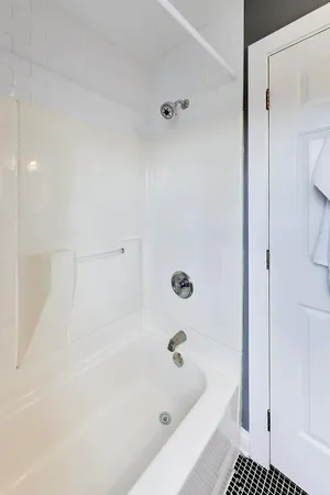 $1,250,000 | 1317 West Grove Street, Arlington Heights, IL 60005
