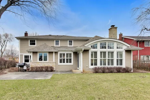 $1,250,000 | 1317 West Grove Street, Arlington Heights, IL 60005