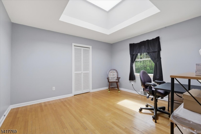 9 Henderson Hill Road Hampton, NJ 08827 - Photo 20 of 36 a workspace room with a window