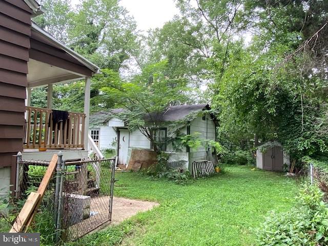 5814 Ridge View Drive Alexandria, VA 22310 - Photo 6 of 8 1/3 acre lot with outbuilding and shed