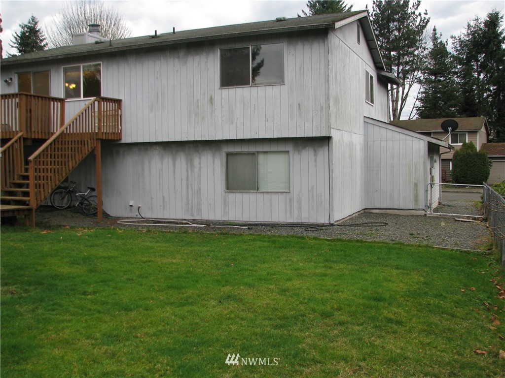 629 204th Street Southeast Bothell, WA 98012 - Photo 3 of 13
