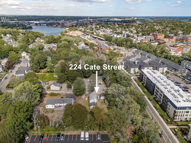 $699,000 | 224 Cate Street, Portsmouth, NH 03801