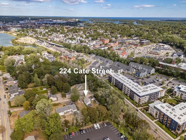 $699,000 | 224 Cate Street, Portsmouth, NH 03801