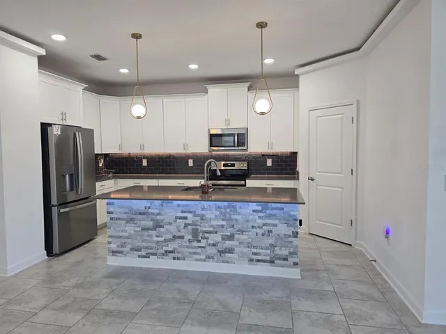 $2,700 | 3071 Camden Way, Davenport, FL 33837