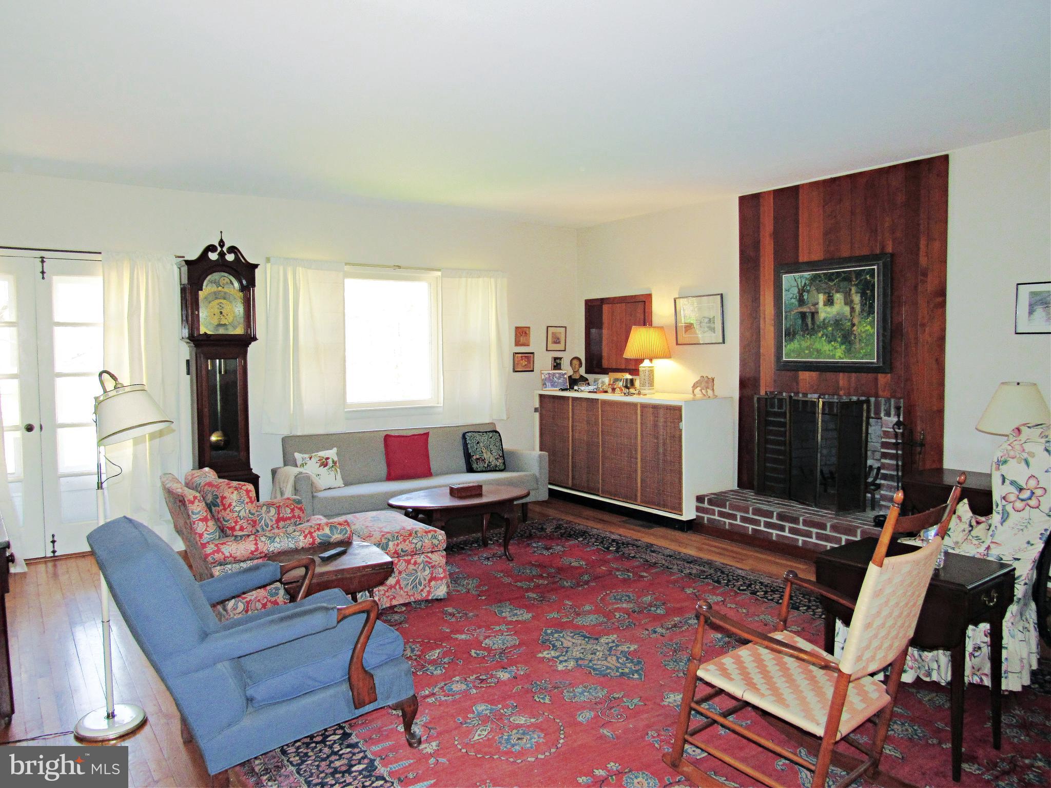 4086 Upper Ridge Road Pennsburg, PA 18073 - Photo 7 of 20