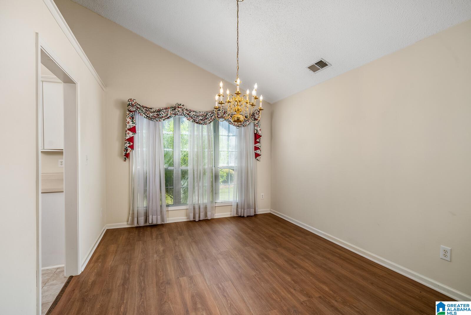 167 Pebble Drive Alabaster, AL 35007 - Photo 10 of 35