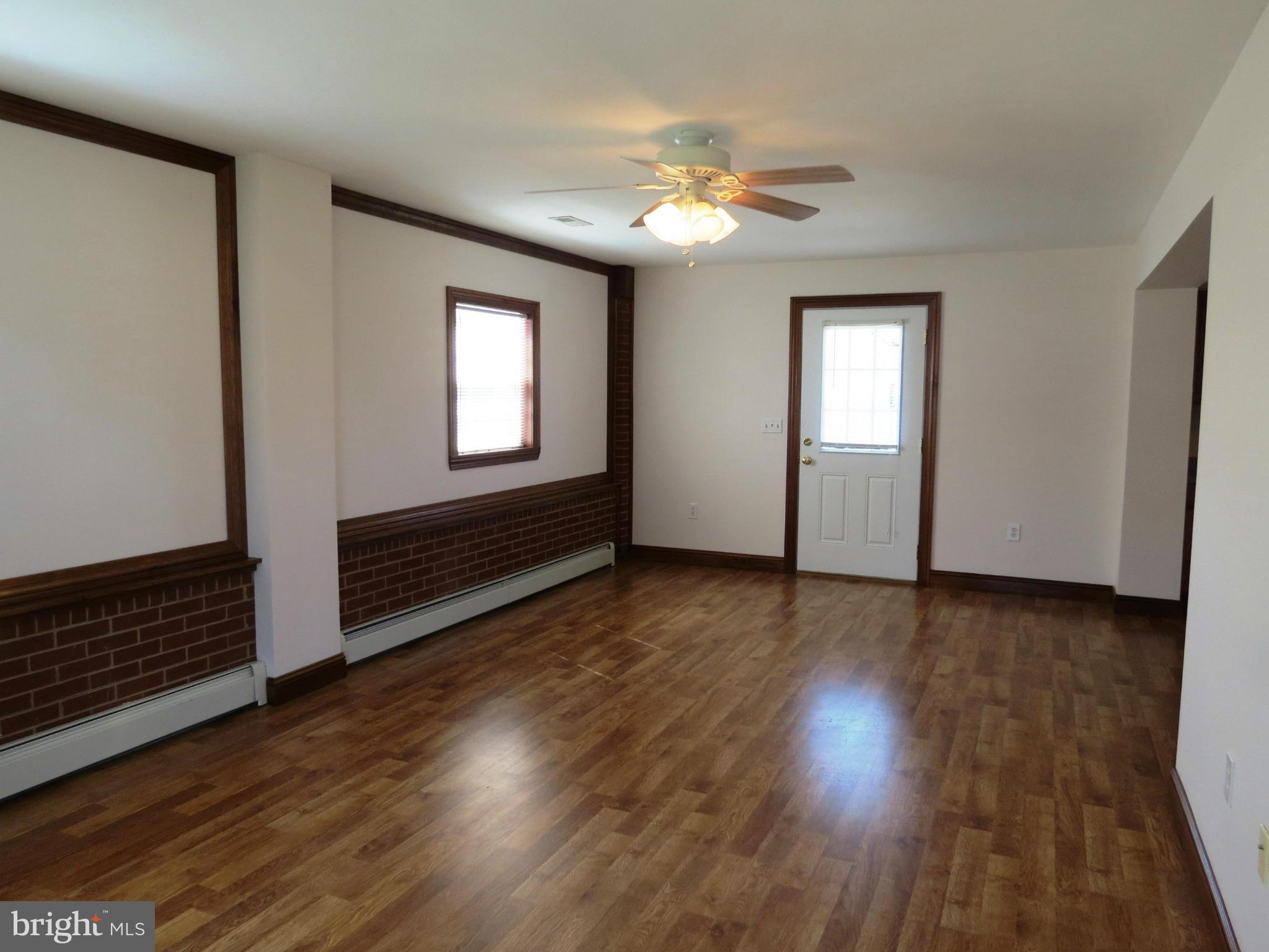 305 Fairview Road Luray, VA 22835 - Photo 5 of 23 Family Room