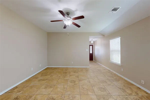 $2,300 | 3043 Heather Grove Lane, League City, TX 77539