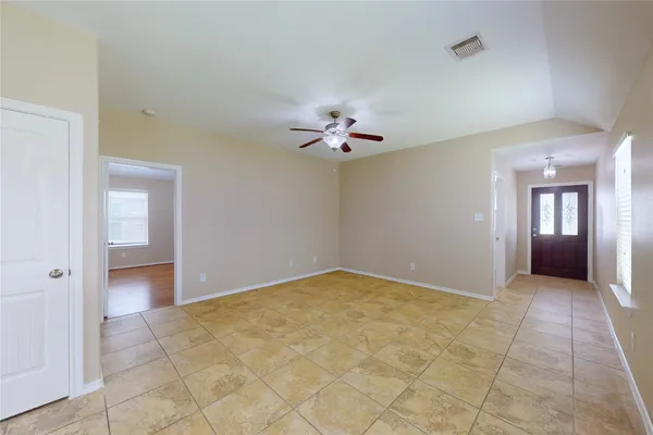 $2,300 | 3043 Heather Grove Lane, League City, TX 77539