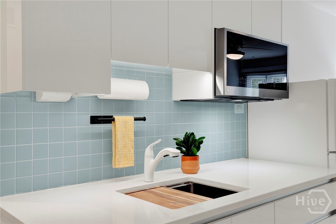 305 McLaws Street Savannah, GA 31405 - Photo 33 of 44