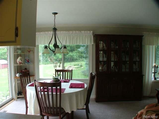 3915 Hedgerow Lane Rochester, MI 48306 - Photo 10 of 12 12