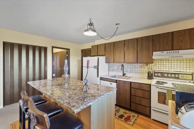 $175,000 | 28600 North Mt Spokane Park Drive, Unit 209, Mead, WA 99021