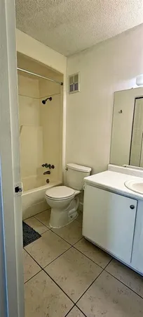 $1,500 | 6519 West Newberry Road, Unit 805, Gainesville, FL 32605