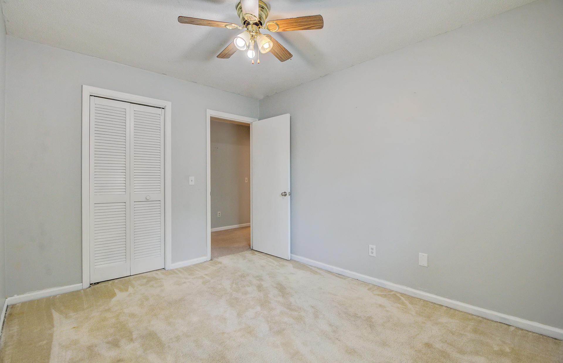 513 Longleaf Road Summerville, SC 29486 - Photo 34 of 34 35