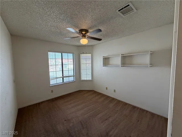 $1,900 | 6305 Crosswood Avenue, Las Vegas, NV 89108