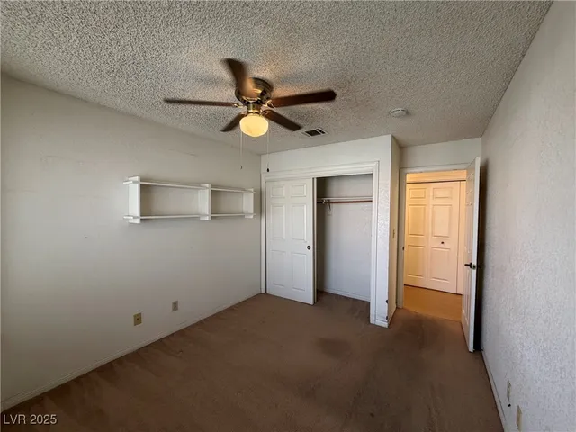 $1,900 | 6305 Crosswood Avenue, Las Vegas, NV 89108