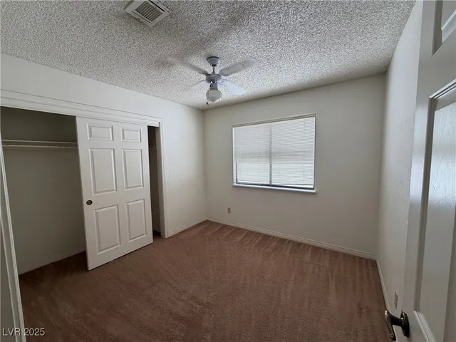 $1,900 | 6305 Crosswood Avenue, Las Vegas, NV 89108