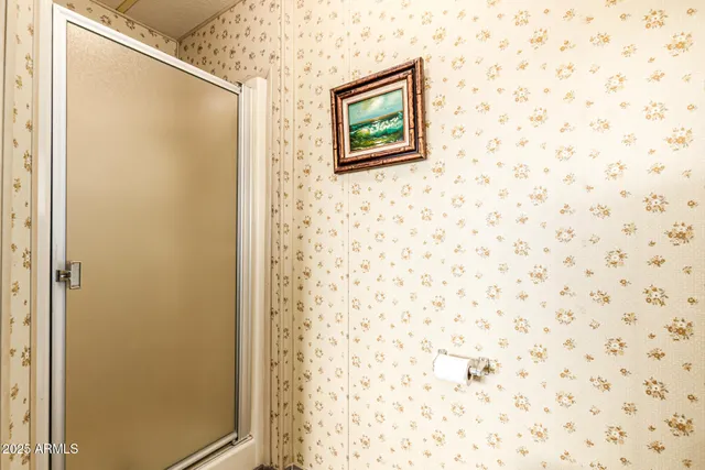 a picture of a bathroom