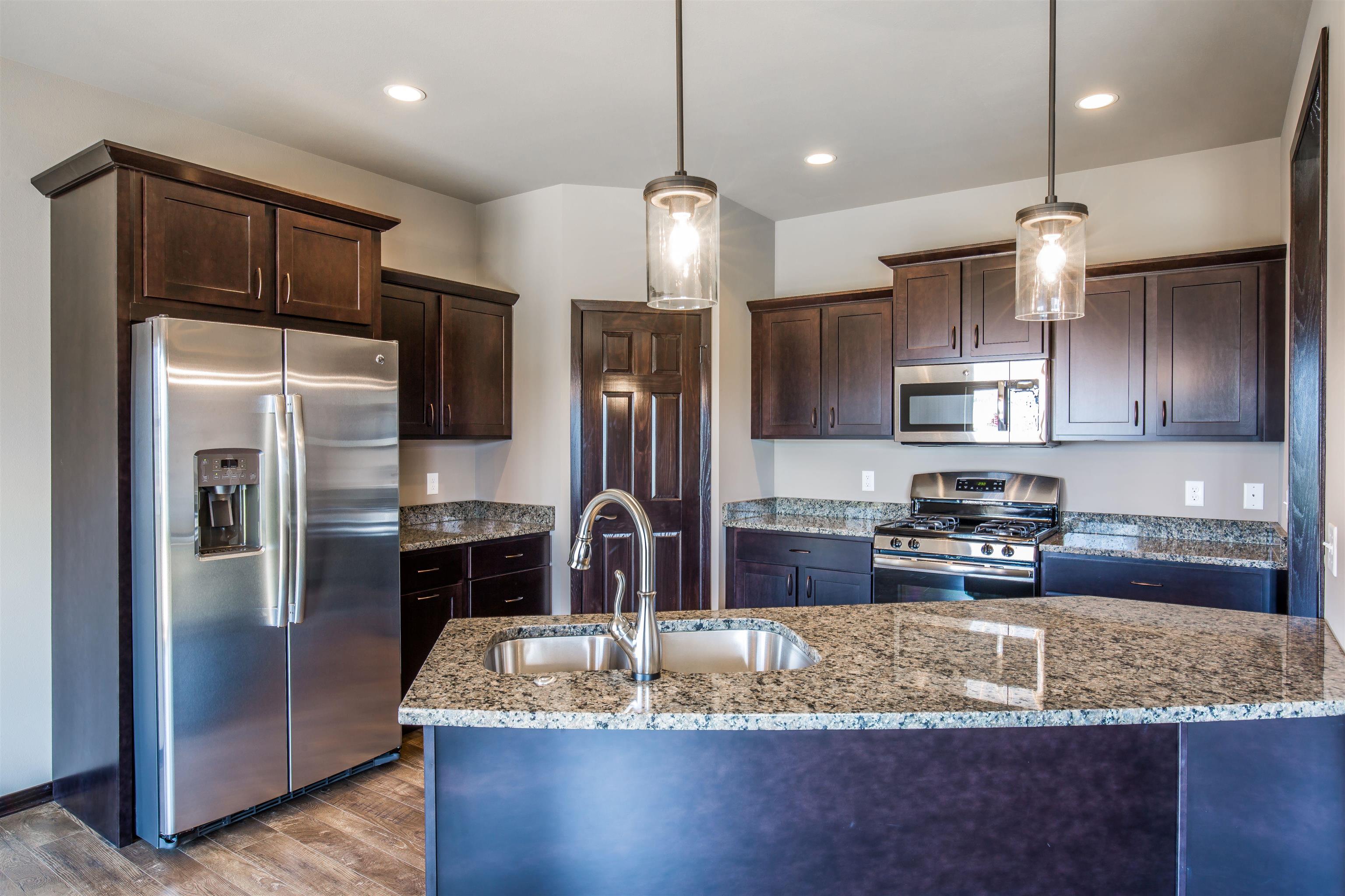 517 Spindrift Mount Horeb, WI 53572 - Photo 4 of 27