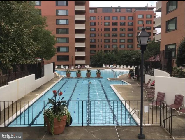 $1,500 | 1121 Arlington Boulevard, Unit 327, Arlington, VA 22209