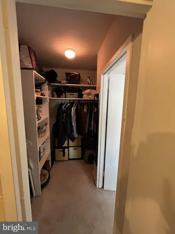 $1,500 | 1121 Arlington Boulevard, Unit 327, Arlington, VA 22209