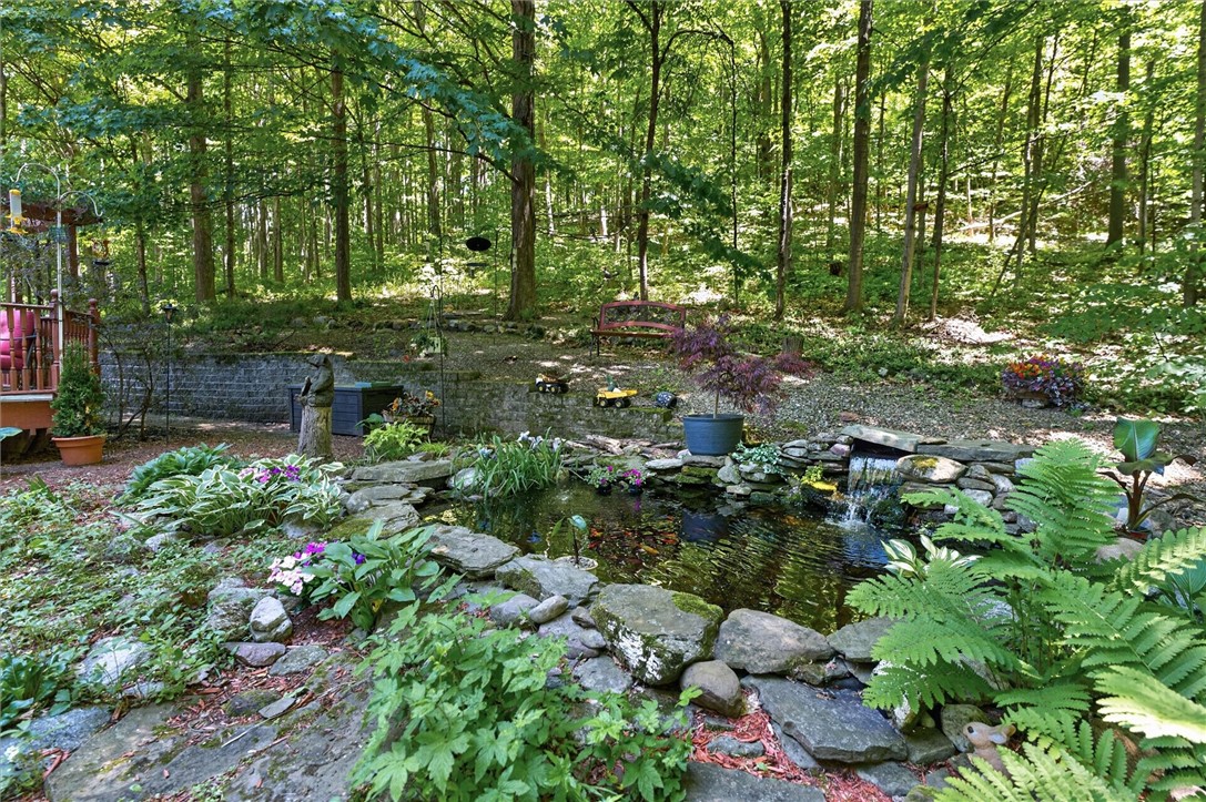 447 Howland Road Manchester, NY 14548 - Photo 13 of 50