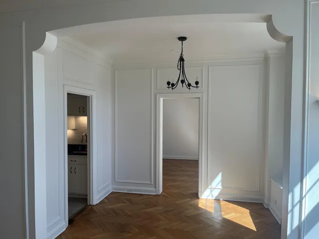 $2,995 | 925 East Wells Street, Unit 325, Milwaukee, WI 53202