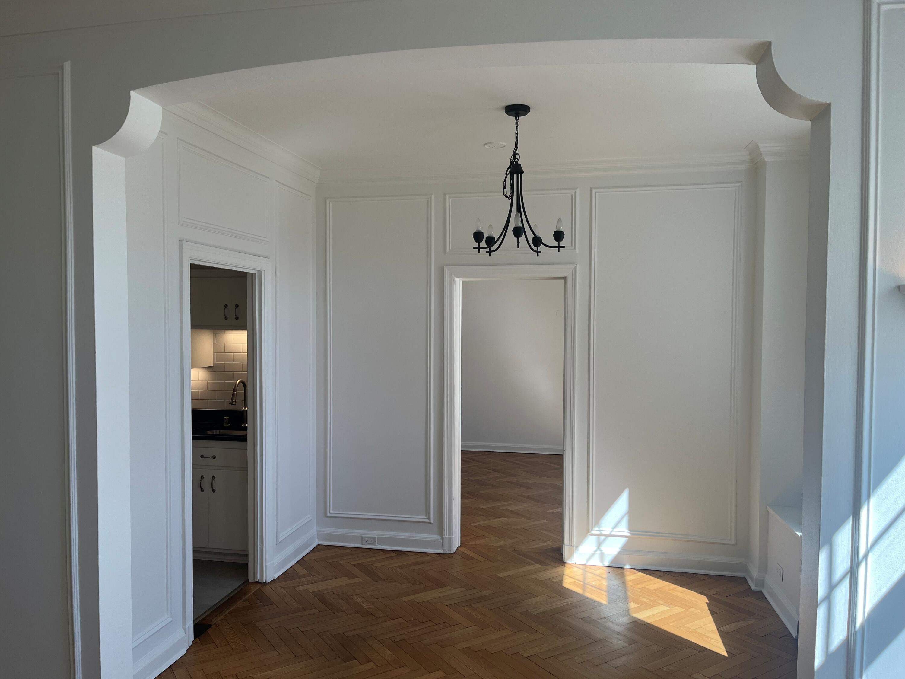 925 East Wells Street, Unit 325 Milwaukee, WI 53202 - Photo 11 of 23 425_9