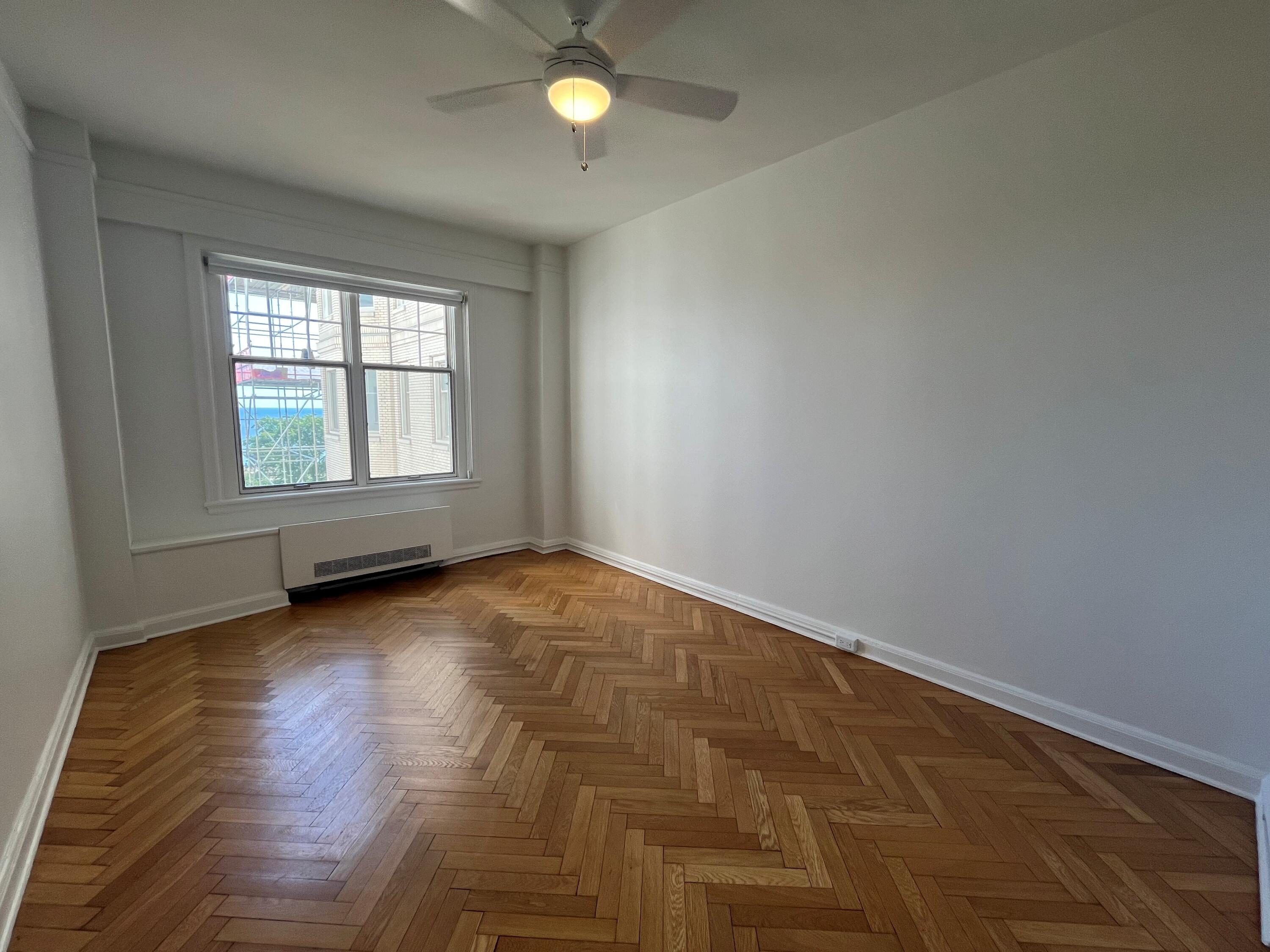 925 East Wells Street, Unit 325 Milwaukee, WI 53202 - Photo 20 of 23 425_21