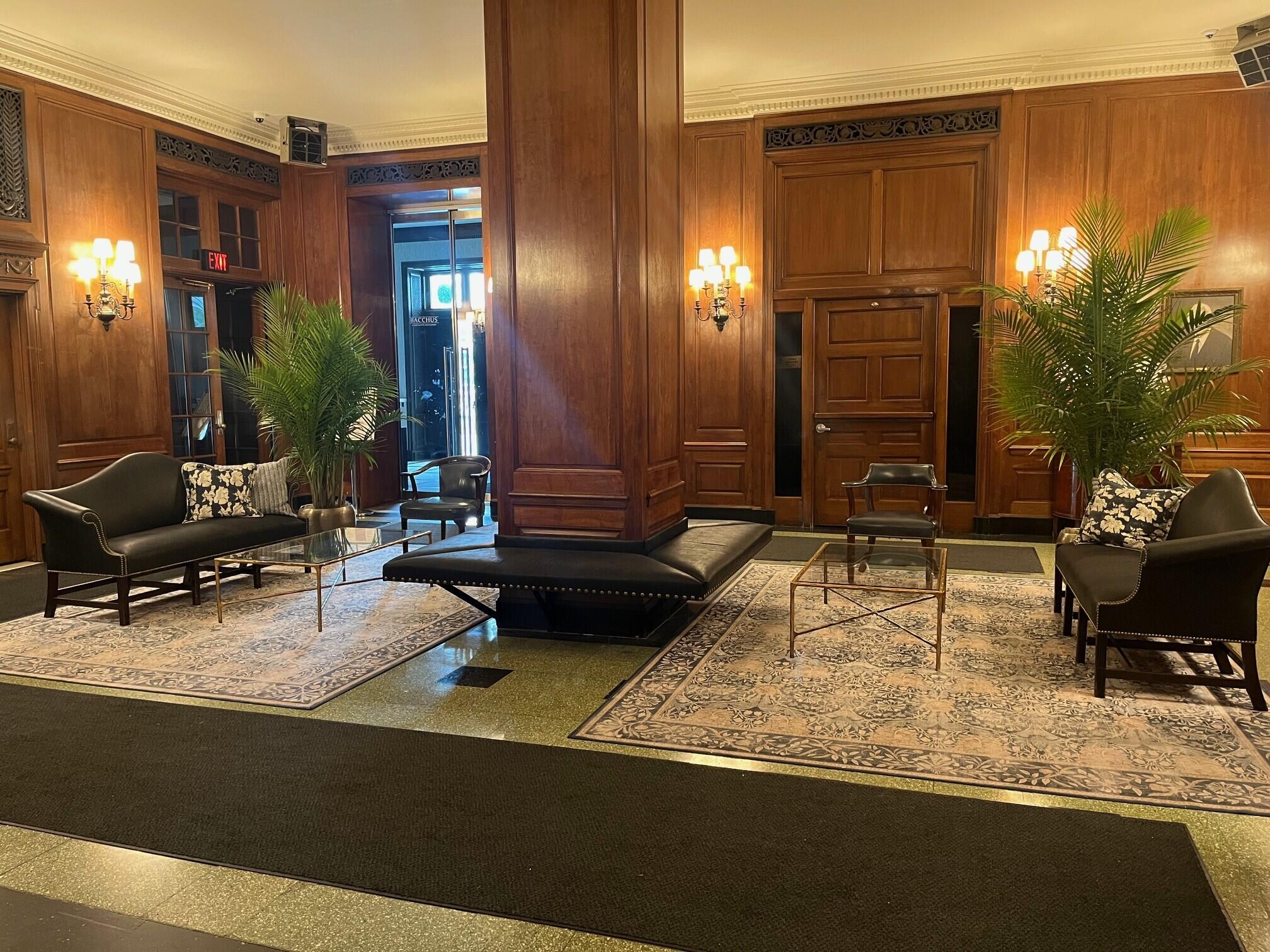 925 East Wells Street, Unit 325 Milwaukee, WI 53202 - Photo 23 of 23 Lobby 2