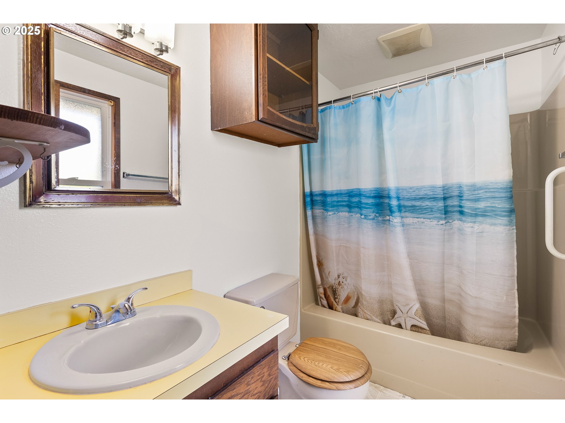 1521 Ranch Road Reedsport, OR 97467 - Photo 25 of 44 a bathroom with a sink toilet and shower
