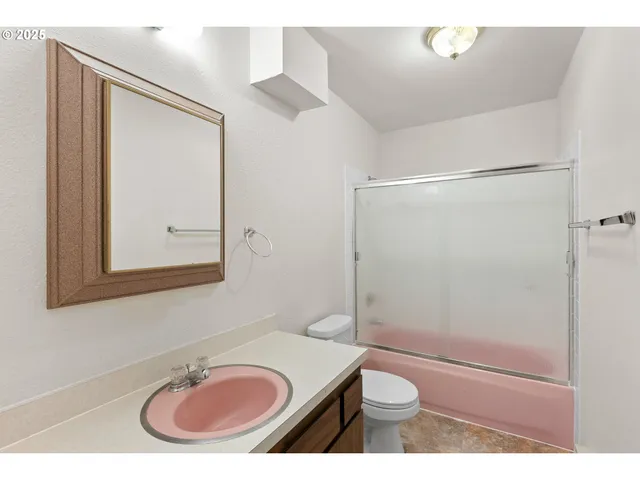 a view of an entryway with staircase