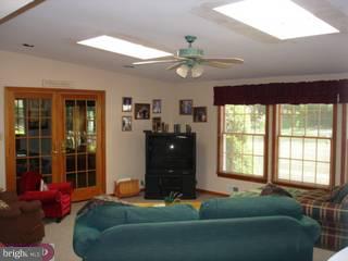 128 Pearl Croft Road Cherry Hill, NJ 08034 - Photo 4 of 6 Gallery Image 4