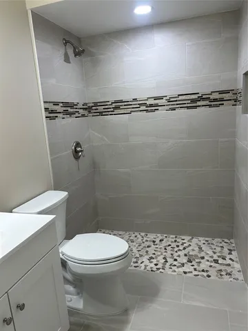 $2,600 | 9618 Northwest 16th Court, Pembroke Pines, FL 33024