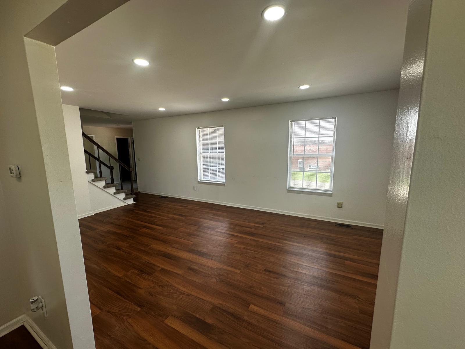 44665 Hanford Road Canton, MI 48187 - Photo 6 of 28 44665 (6)