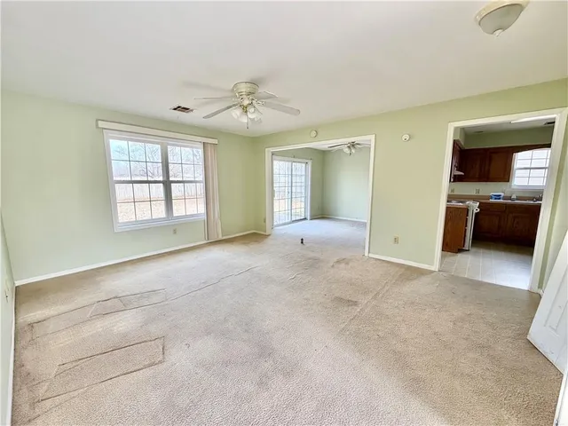 $61,420 | 3227 Hughes Avenue, Parsons, KS 67357