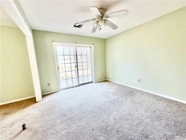 $61,420 | 3227 Hughes Avenue, Parsons, KS 67357