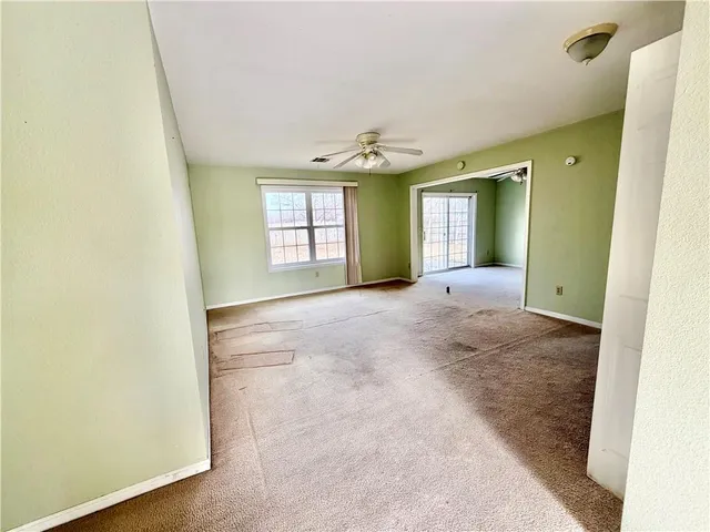 $61,420 | 3227 Hughes Avenue, Parsons, KS 67357