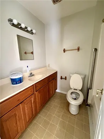 $61,420 | 3227 Hughes Avenue, Parsons, KS 67357