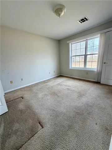 $61,420 | 3227 Hughes Avenue, Parsons, KS 67357